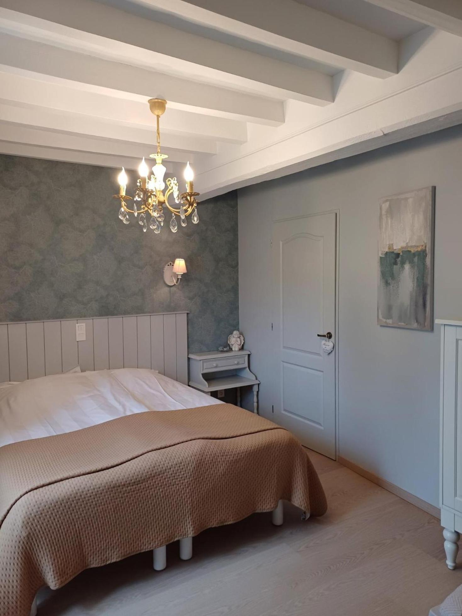 Le Repos Coquelicot Bed & Breakfast Montillot Exterior photo