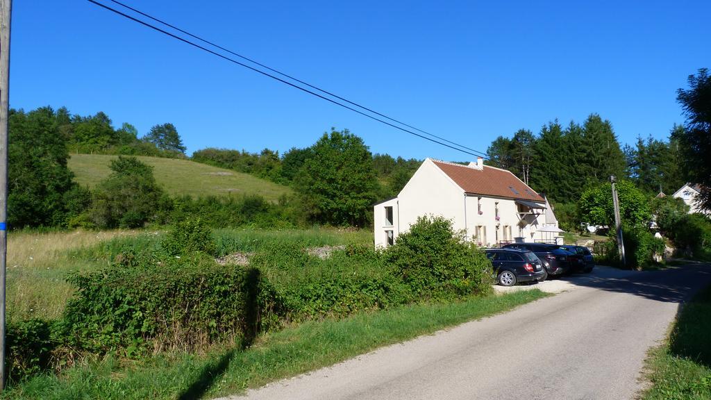 Le Repos Coquelicot Bed & Breakfast Montillot Exterior photo