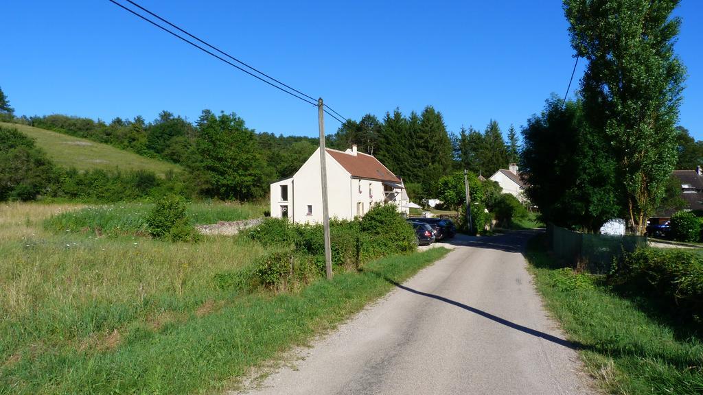 Le Repos Coquelicot Bed & Breakfast Montillot Exterior photo
